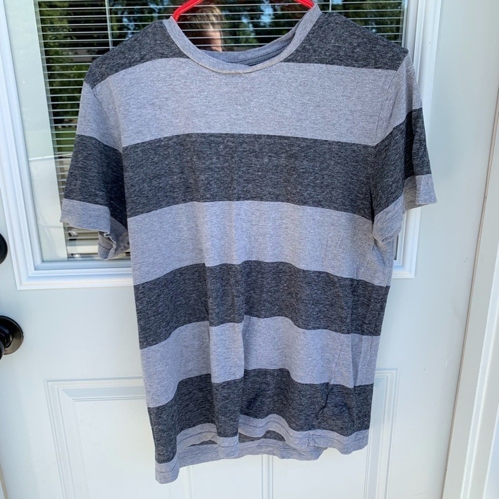 Old Navy gray and black striped shirt size medium